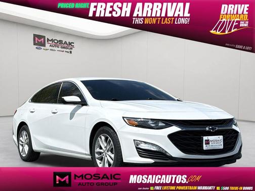 Summit White 2021 Chevrolet Malibu FWD LT