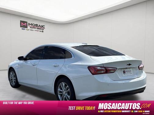 Summit White 2021 Chevrolet Malibu FWD LT