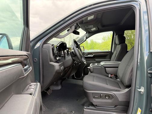 Cypress Gray 2025 Chevrolet Silverado 1500 LT