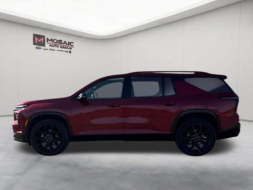 Radiant Red Tintcoat 2025 Chevrolet Traverse RS