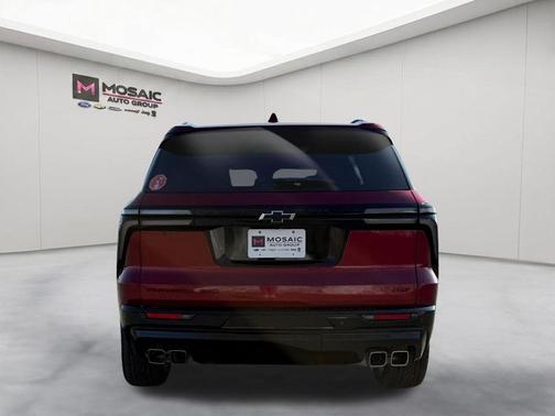 Radiant Red Tintcoat 2025 Chevrolet Traverse RS