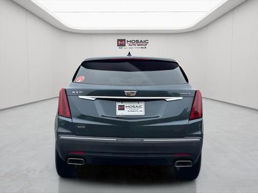 2021 Cadillac XT5 Luxury