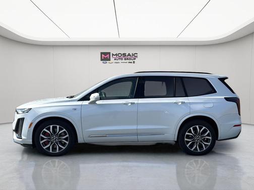 Crystal White Tricoat 2024 Cadillac XT6 Sport AWD