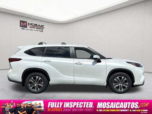Wind Chill Pearl 2023 Toyota Highlander XLE
