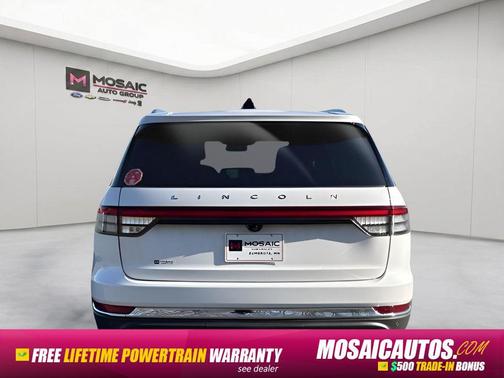 Pristine White Metallic Tri-Coat 2025 Lincoln Aviator Reserve AWD