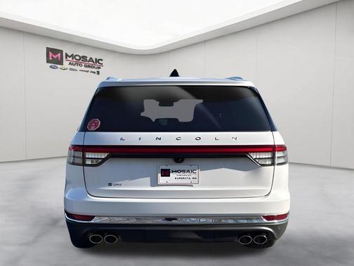 Pristine White Metallic Tri-Coat 2025 Lincoln Aviator Reserve AWD