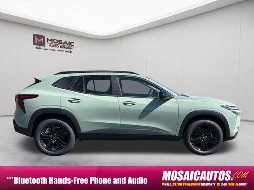 Cacti Green 2026 Chevrolet Trax FWD ACTIV