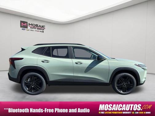 Cacti Green 2026 Chevrolet Trax FWD ACTIV