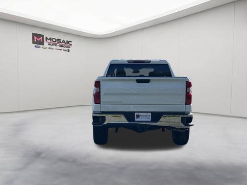 Summit White 2026 Chevrolet Silverado 1500 LT