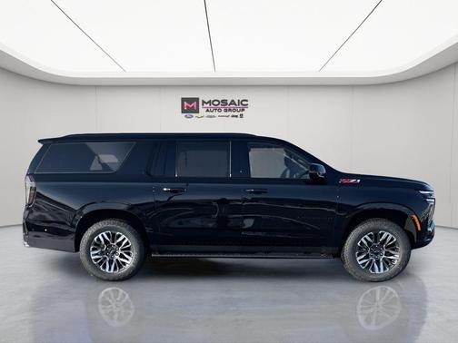 Black 2026 Chevrolet Suburban Z71, 4WD