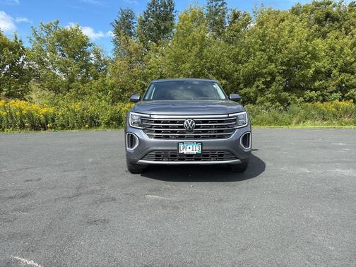 2024 Volkswagen Atlas 2.0T SE w/Technology 4MOTION
