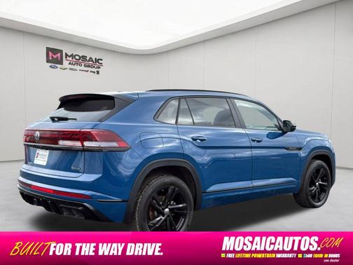 Blue Metallic 2025 Volkswagen Atlas Cross Sport 2.0T SEL