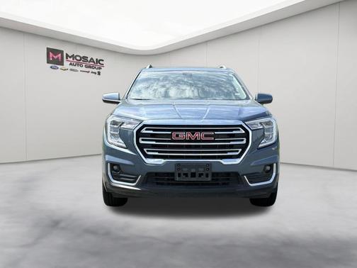 Downpour Metallic 2024 GMC Terrain SLT