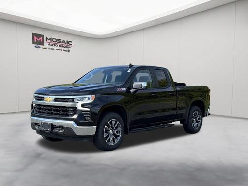 Black 2025 Chevrolet Silverado 1500 LT