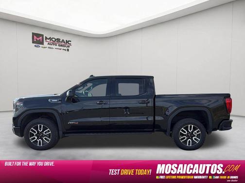 Onyx Black 2025 GMC Sierra 1500 AT4