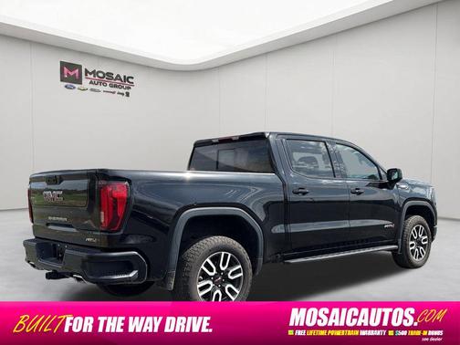Onyx Black 2025 GMC Sierra 1500 AT4