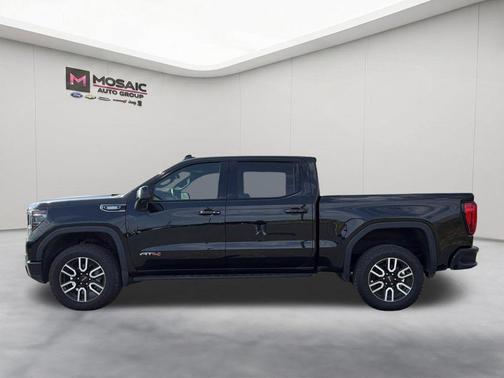 Onyx Black 2025 GMC Sierra 1500 AT4
