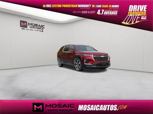 Radiant Red Tintcoat 2023 Chevrolet Traverse LT Leather