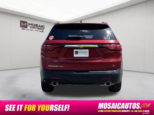 Radiant Red Tintcoat 2023 Chevrolet Traverse LT Leather