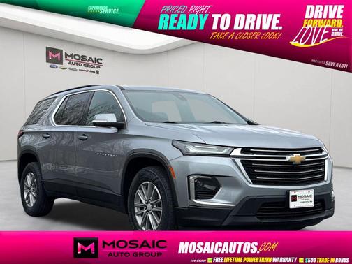 Sterling Gray Metallic 2023 Chevrolet Traverse LT Cloth
