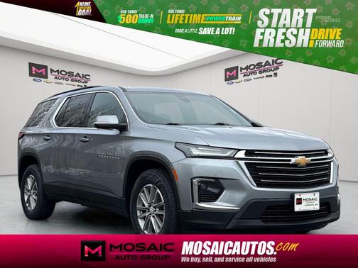 Sterling Gray Metallic 2023 Chevrolet Traverse LT Cloth