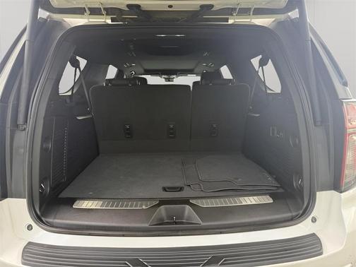 2023 Chevrolet Suburban 4WD High Country