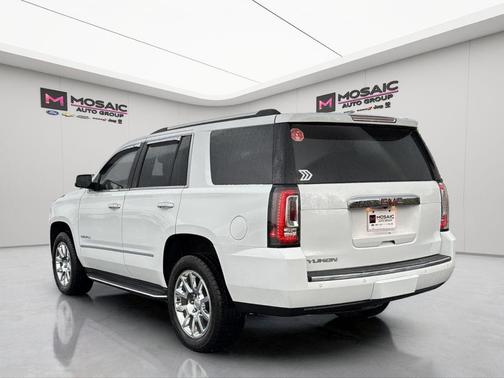 Summit White 2019 GMC Yukon Denali