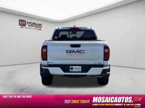 Summit White 2024 GMC Canyon AT4