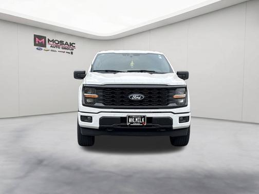 Oxford White 2025 Ford F-150 STX