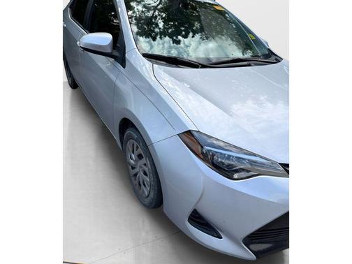Classic Silver Metallic 2019 Toyota Corolla LE