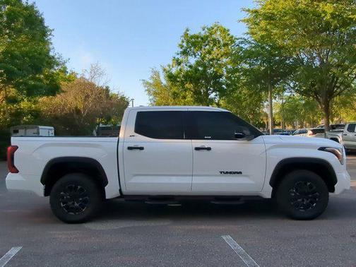 2025 Toyota Tundra SR5