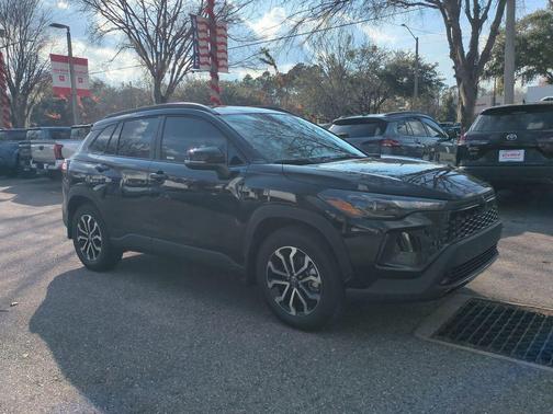 2026 Toyota Corolla Cross Hybrid SE