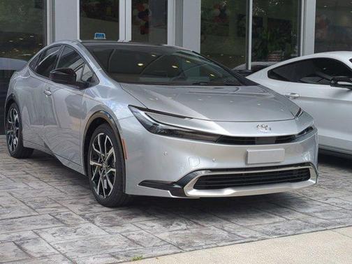 2025 Toyota Prius Plug-In Hybrid XSE Premium