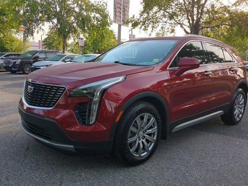 2020 Cadillac XT4 Premium Luxury