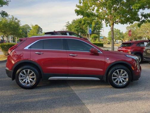 2020 Cadillac XT4 Premium Luxury