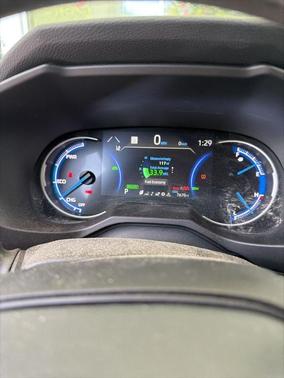 Ice 2024 Toyota RAV4 Hybrid XLE