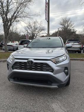 2019 Toyota RAV4 Limited