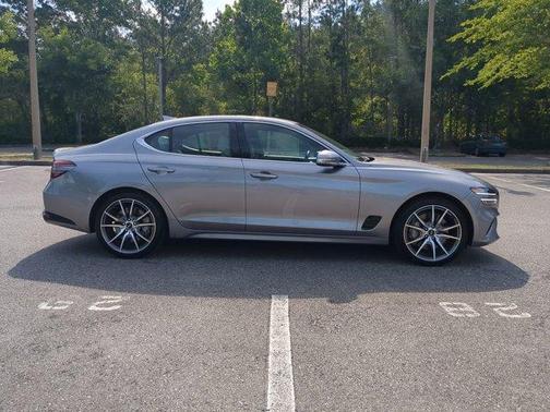 2024 Genesis G70 2.5T