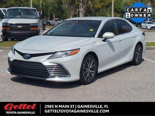 2023 Toyota Camry Hybrid XLE