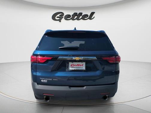 2022 Chevrolet Traverse LS
