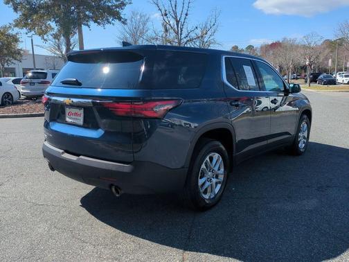 2022 Chevrolet Traverse LS