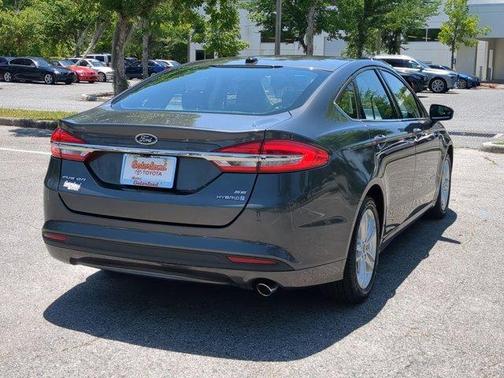 2018 Ford Fusion Hybrid SE