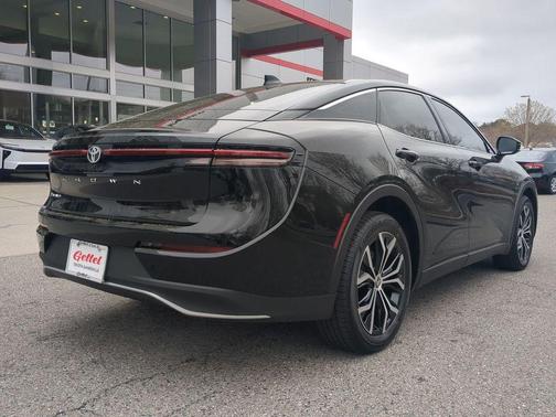 2026 Toyota Crown XLE