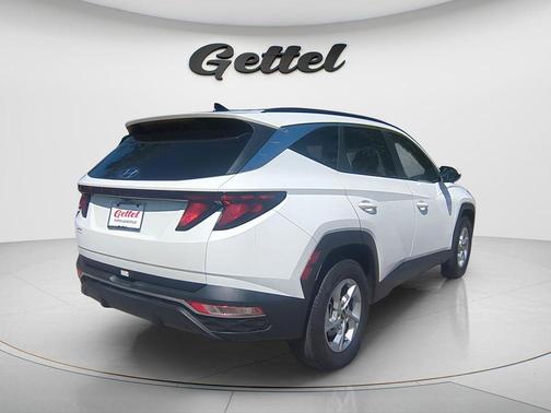 White Pearl 2024 Hyundai TUCSON SEL