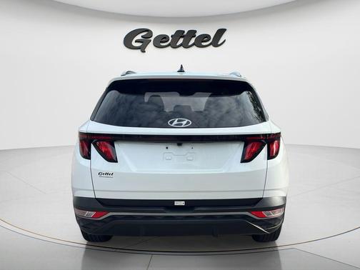 White Pearl 2024 Hyundai TUCSON SEL