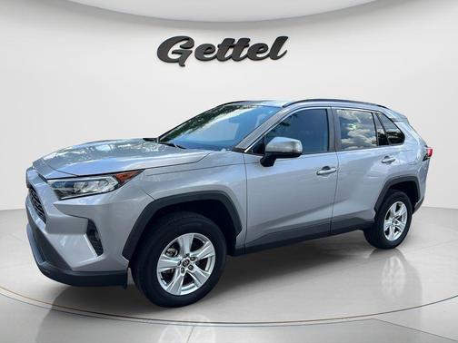 Silver Sky Metallic 2021 Toyota RAV4 XLE