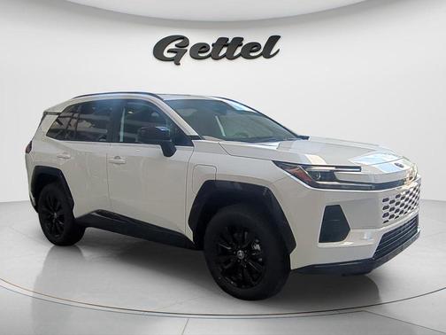 Ice 2026 Toyota RAV4 SE