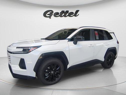 Ice 2026 Toyota RAV4 SE