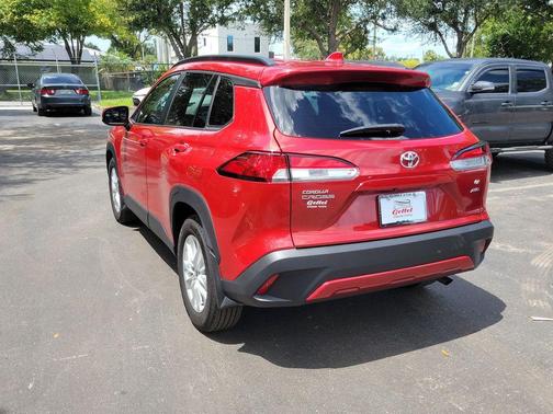 2024 Toyota Corolla Cross LE
