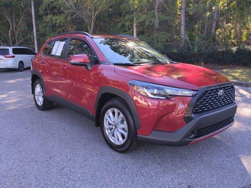 2024 Toyota Corolla Cross LE